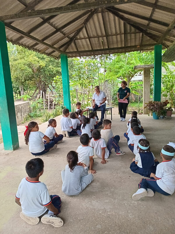 Equipo de la Fundación Un Amigo Más